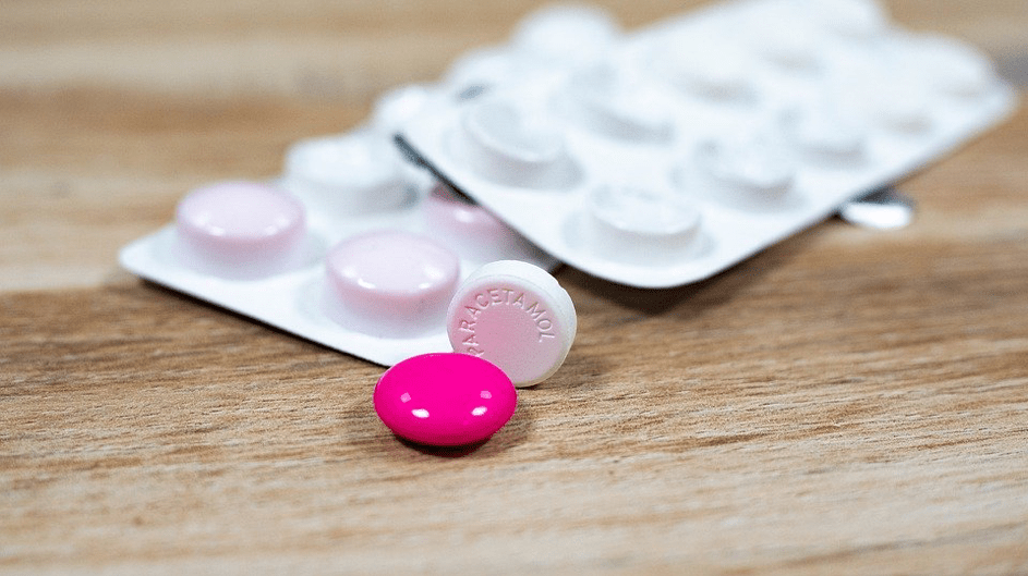Ibuprofen vs Paracetamol în tratamentul COVID-19